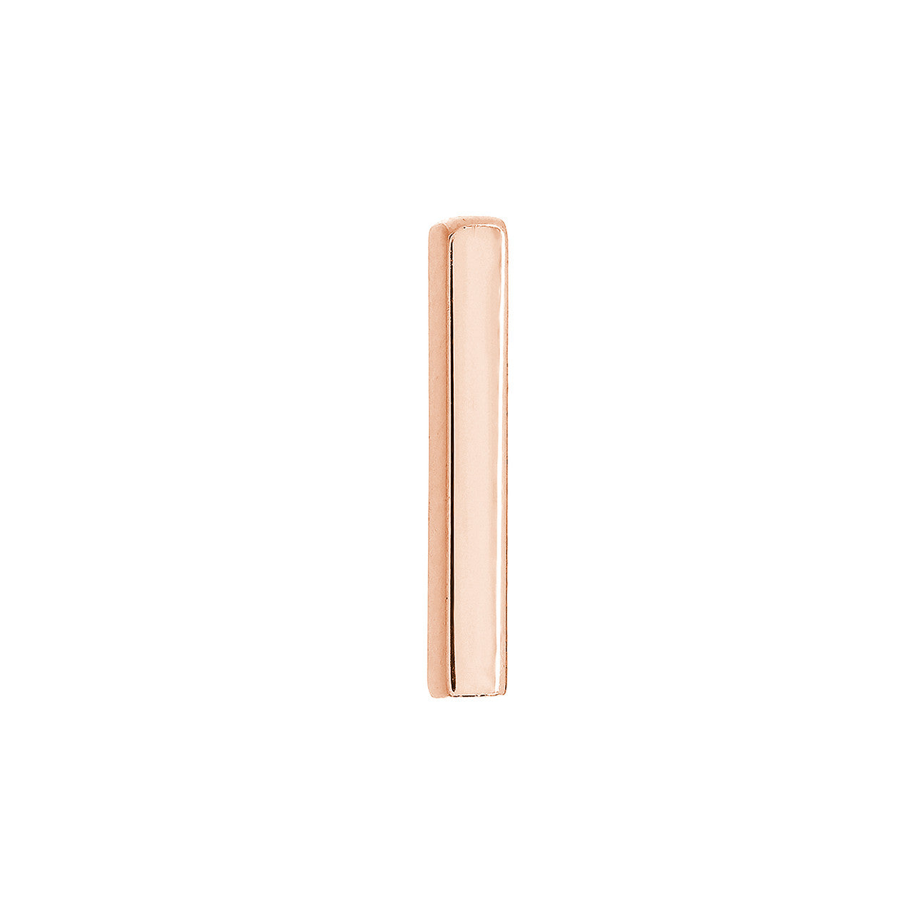 Mini staple bar earrings in gold by My Store, featuring sleek, modern design for a stylish look.