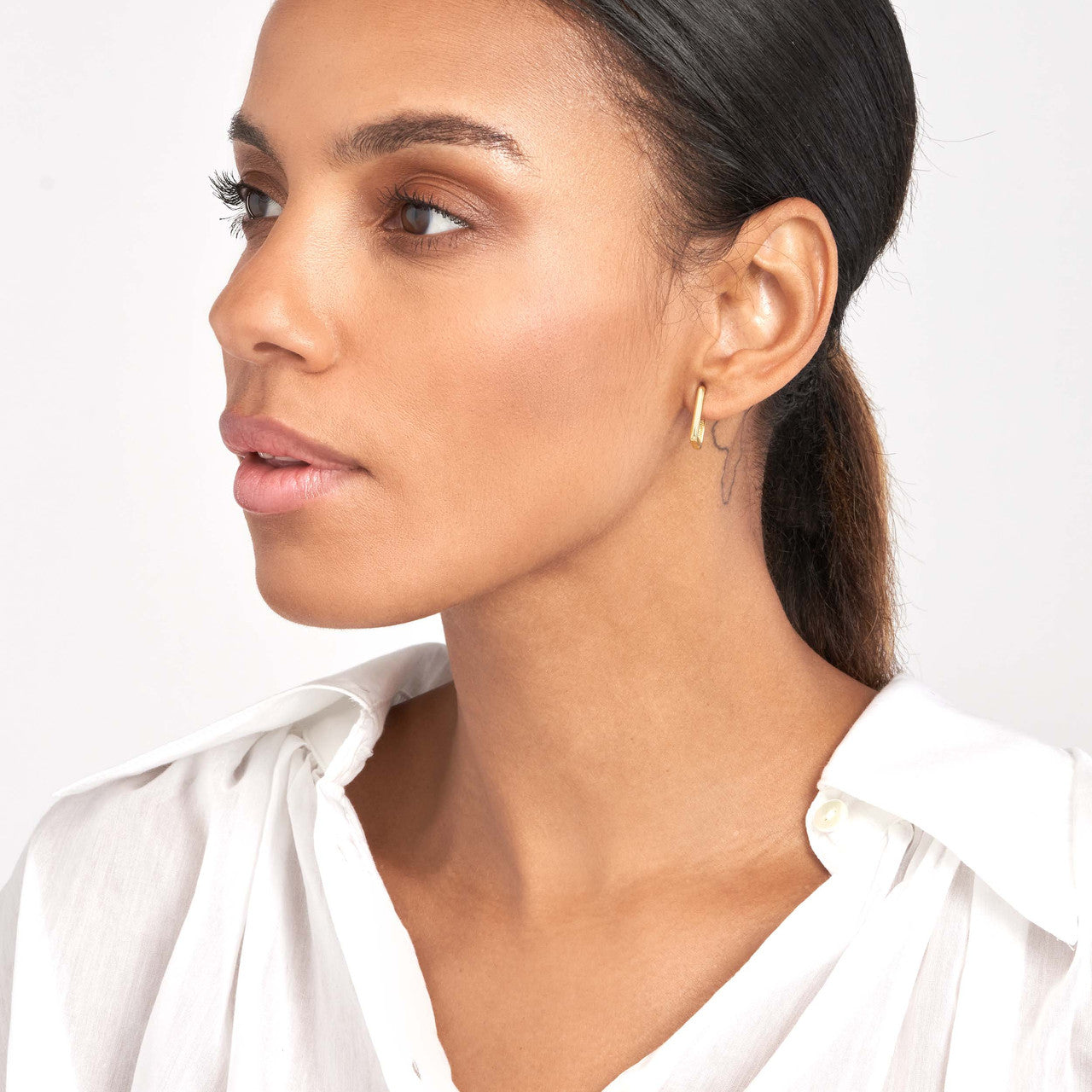Simple square frame paper clip earrings by My Store, featuring a sleek and modern design in a metallic finish.