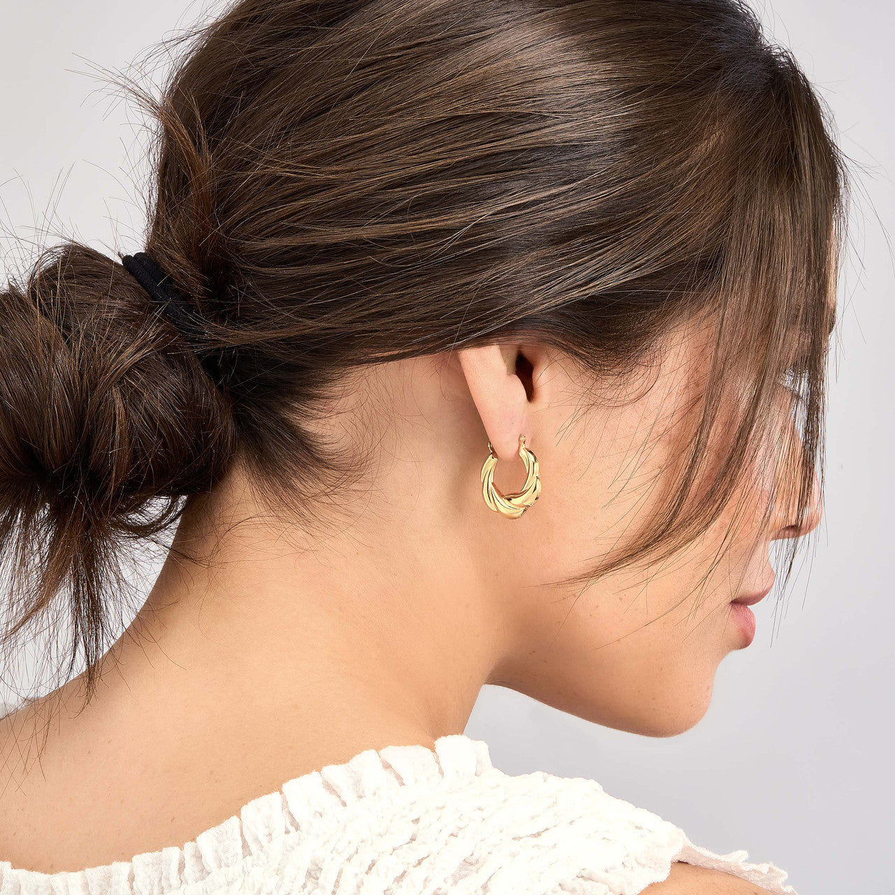 Twisted Round Hoop Earrings