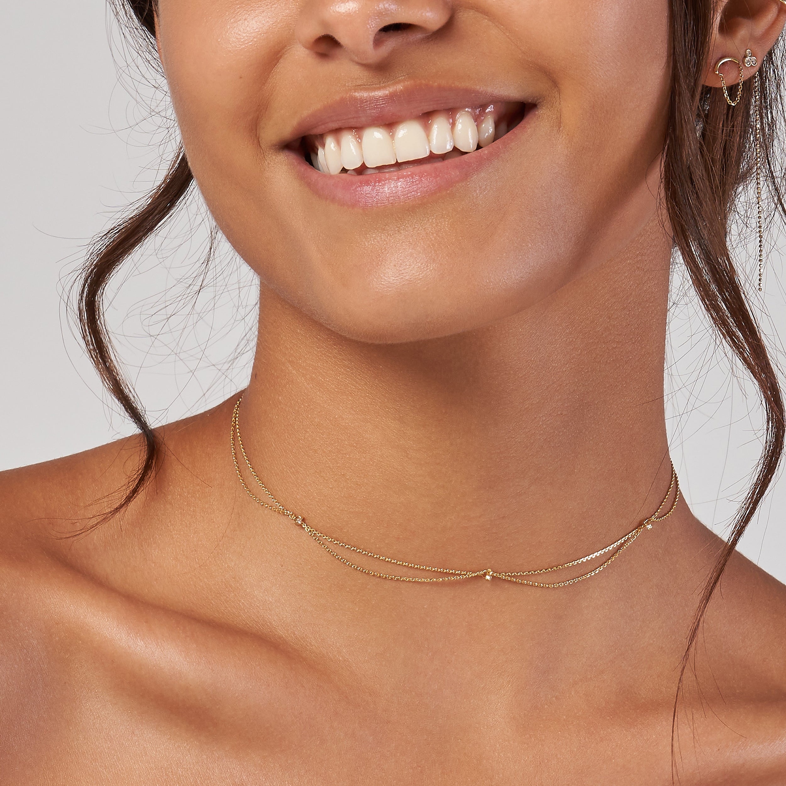 14K gold diamond chain drape choker, detail view
