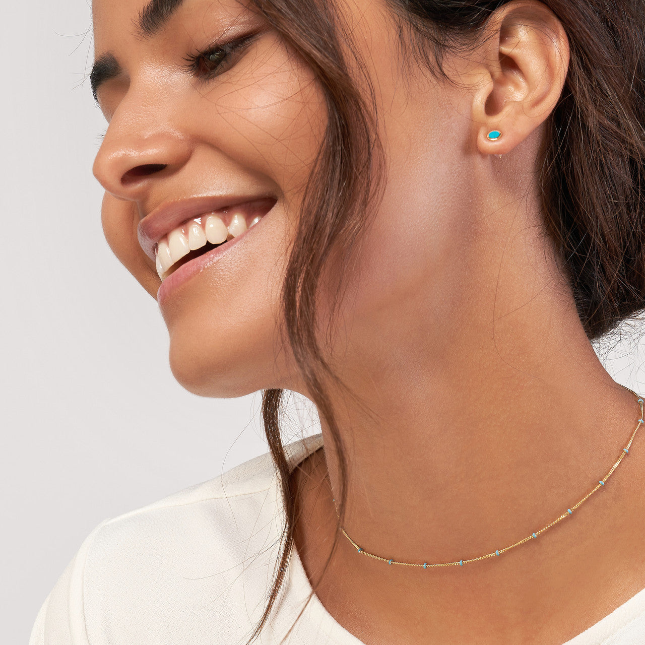 14K gold enamel Saturn chain choker, detail view