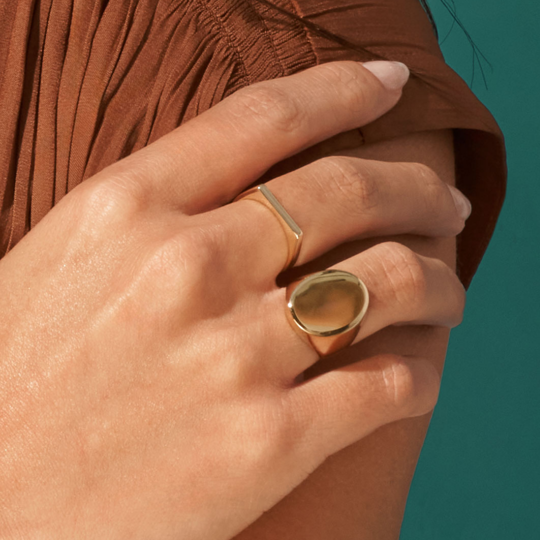 Signet Oval Ring TM022077