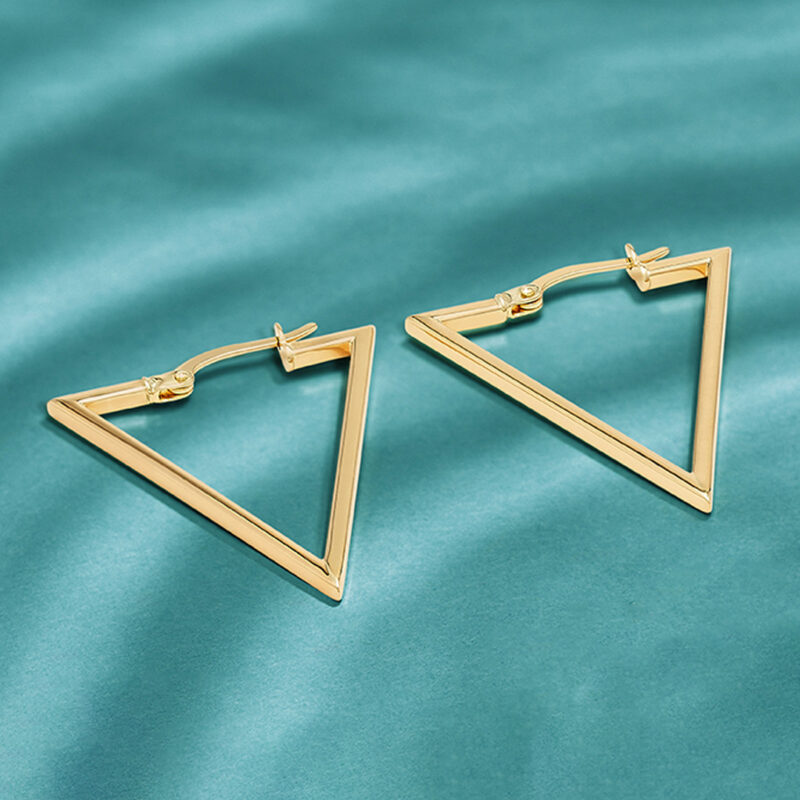 Triangle hoops